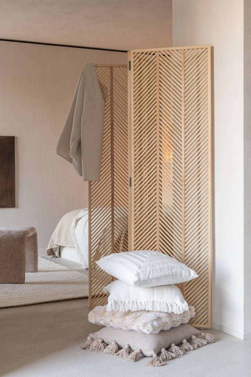 Wit Sierkussen met Vierkant Motief – Boho Sierkussen