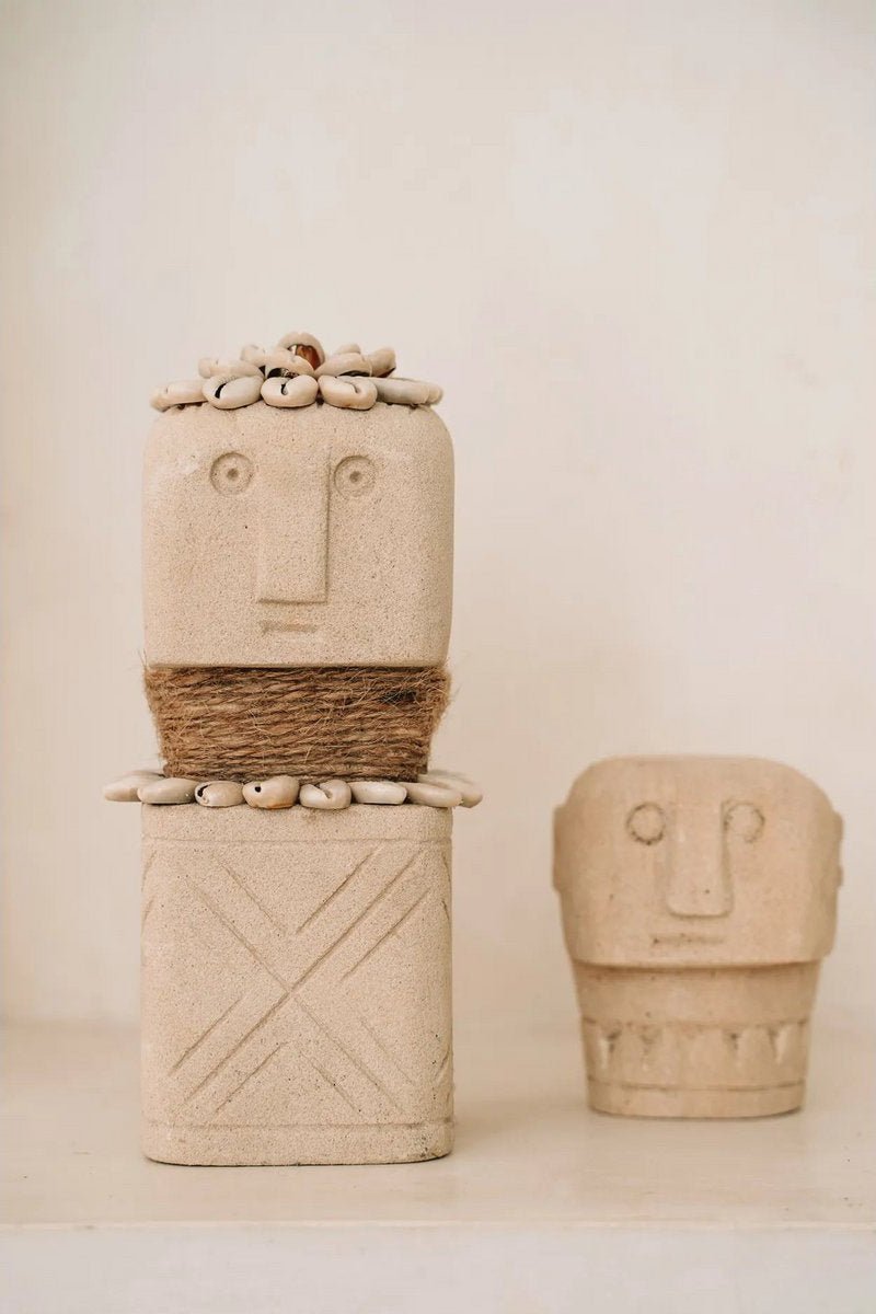 Boho Sumba Beeld Decoratie van Steen – Handgesneden uit Indonesië – De Sumba Steen - Studio Botanika