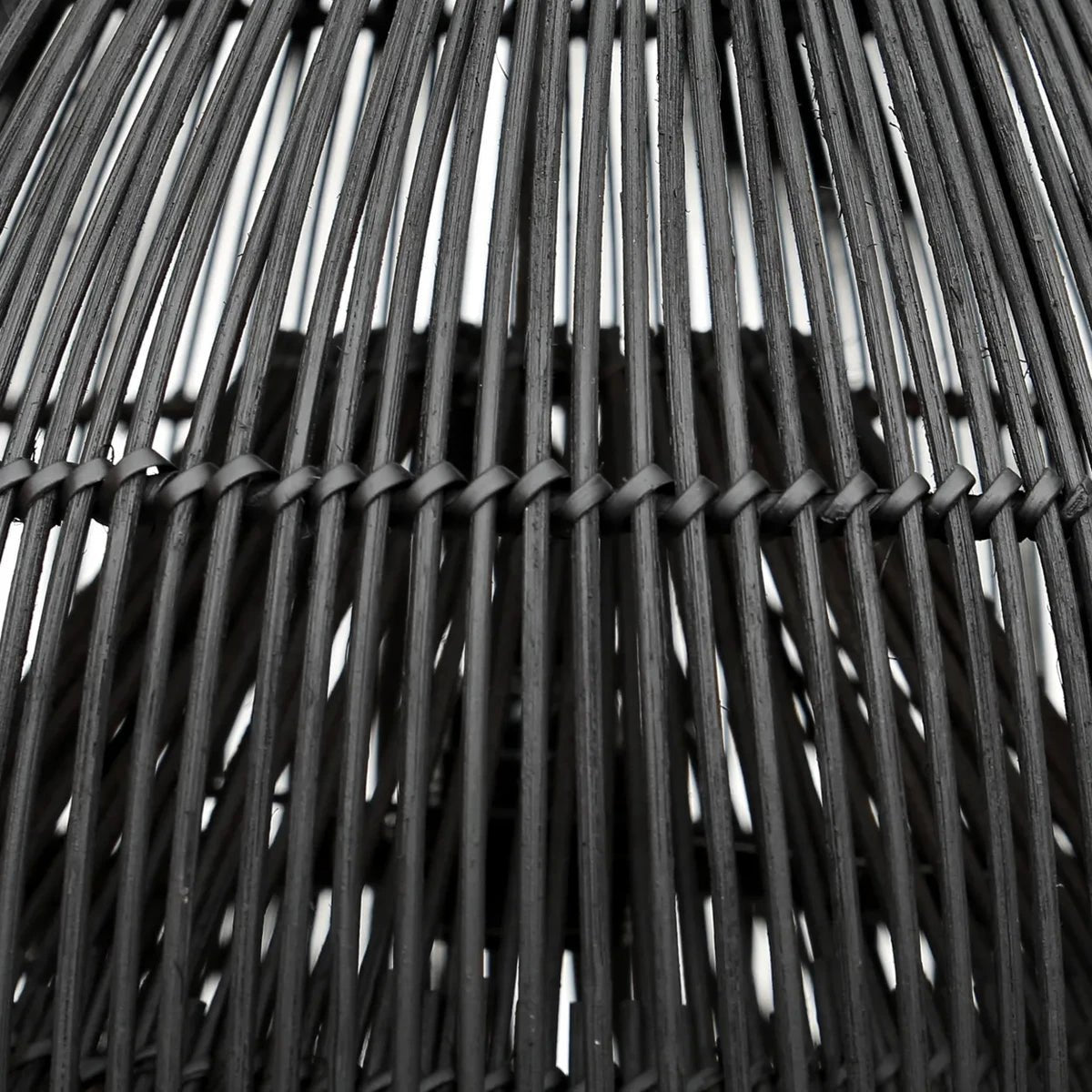 Zwarte Rotan Hanglamp – Vaasvorm