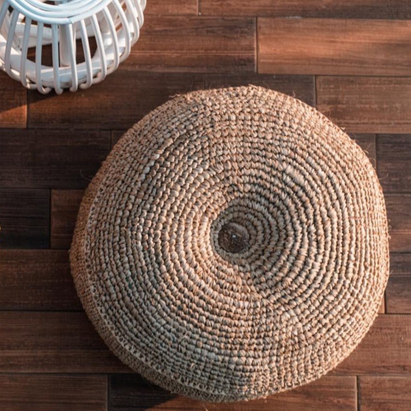 Handgemaakte Raffia Poef – Boho Zitzak van Natuurlijke Vezels – 55 & 65 cm - Studio Botanika