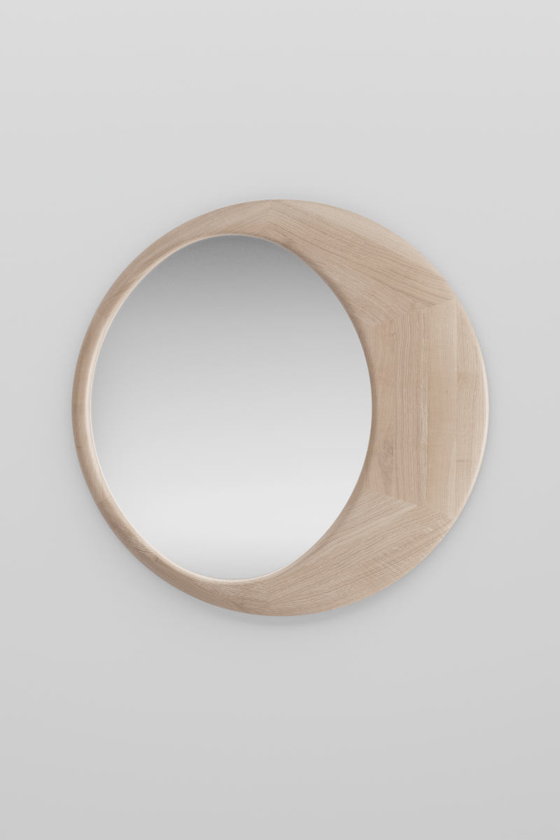 Sculpturale Design Spiegel in Maanvorm – Massief Hout - Studio Botanika