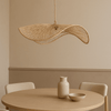 Rotan Hanglamp – Golvend Hoedvorm Design