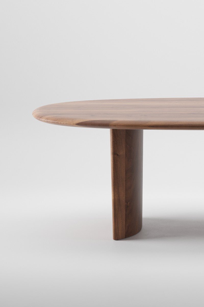 Ovale Eettafel van Massief Hout - Monument - Studio Botanika