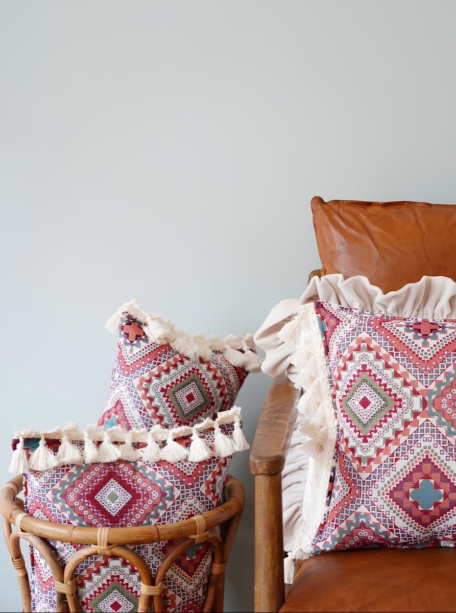 Roze Boho Sierkussen met Franjes